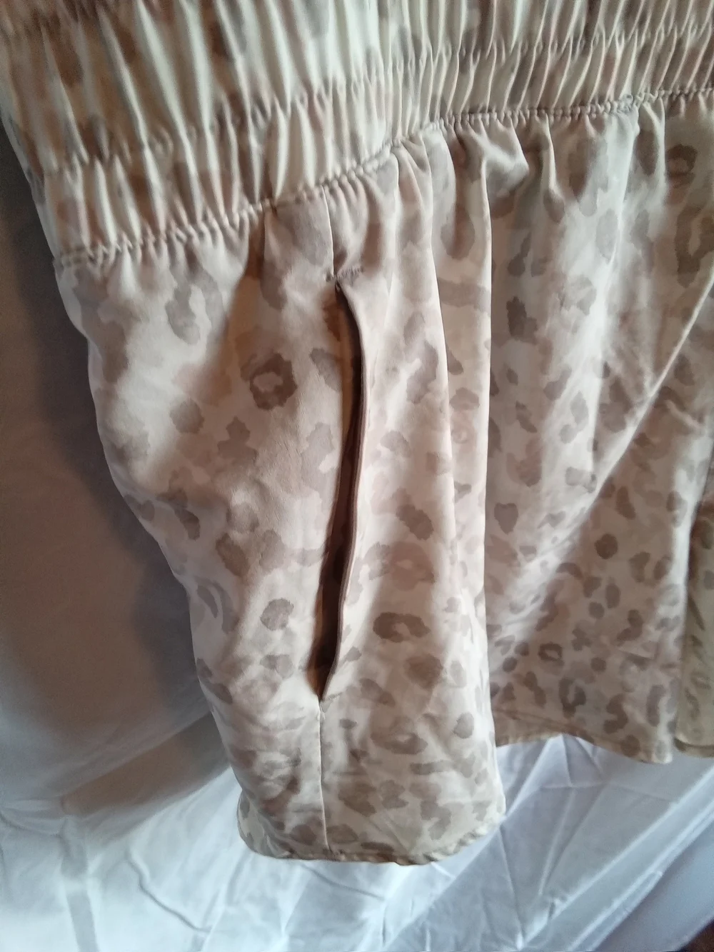 a‎ new day Taupe Leopard Print Elastic Waist Shorts M